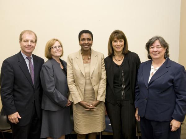 Raising Healthy Children Presenters: Dr. Kenneth A. Dodge, Dr. Barbara H. Fiese, Dr. Vonnie C. McLoyd, Dr. Nancy C. Guerra, and Dr. Martha Zaslow